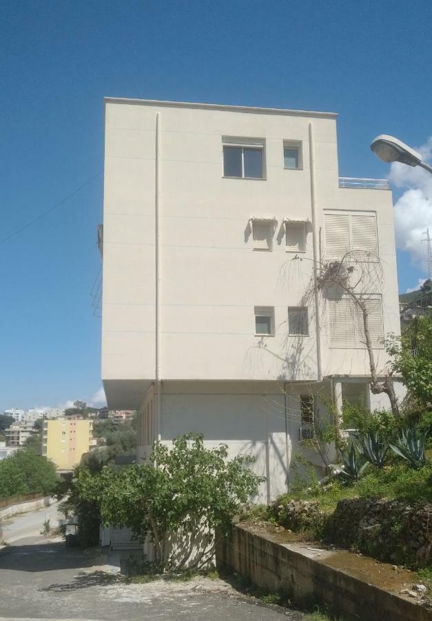 Deluxe Sea Apartment Vlorë Eksteriør bilde