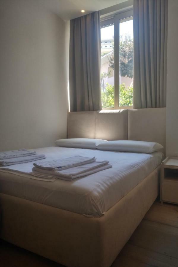 Deluxe Sea Apartment Vlorë Eksteriør bilde