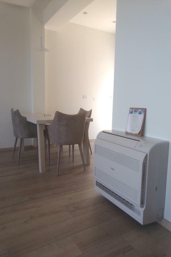 Deluxe Sea Apartment Vlorë Eksteriør bilde