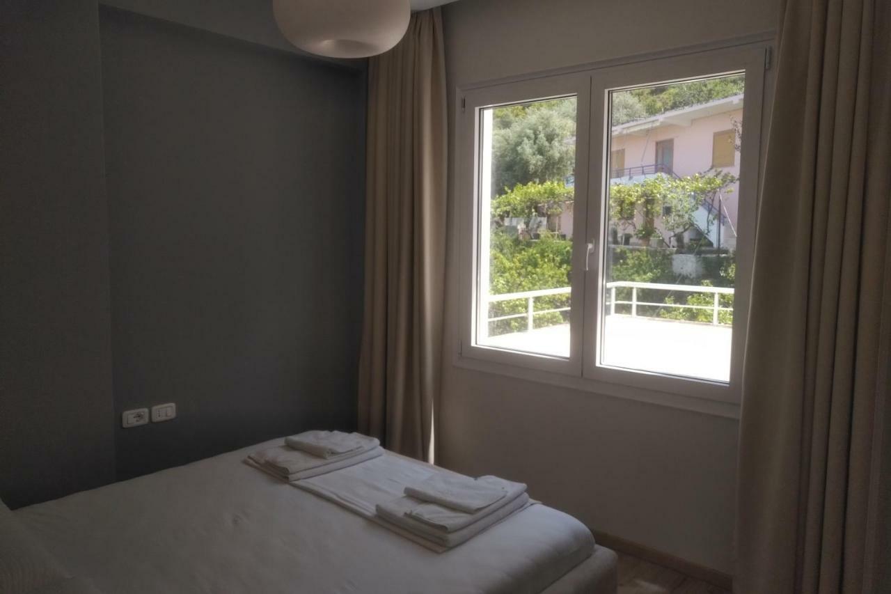 Deluxe Sea Apartment Vlorë Eksteriør bilde