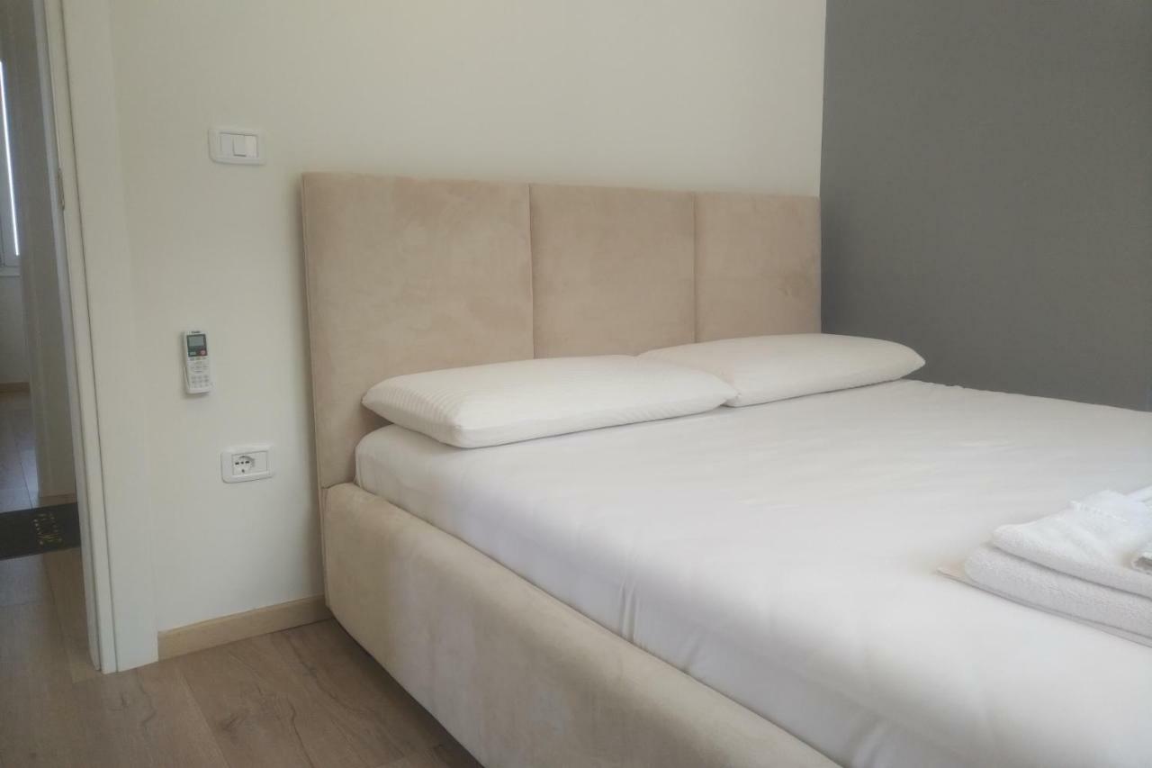Deluxe Sea Apartment Vlorë Eksteriør bilde